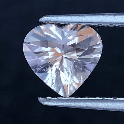 0.88ct Heart Brilliant Cut Sapphire 0.88ct Heart Brilliant Cut Sapphire