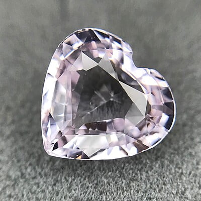 1.61ct Heart Brilliant Cut Sapphire 1.61ct Heart Brilliant Cut Sapphire