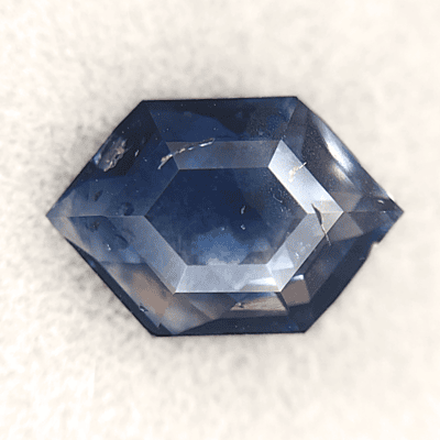 2.00ct Hexagon Step Cut Sapphire 2.00ct Hexagon Step Cut Sapphire