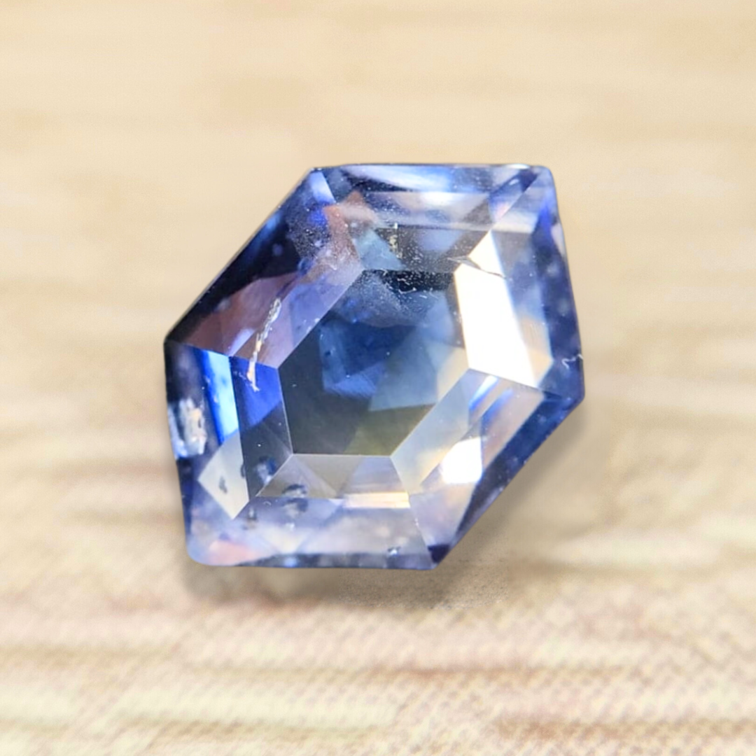 2.00ct Hexagon Step Cut Sapphire 2.00ct Hexagon Step Cut Sapphire