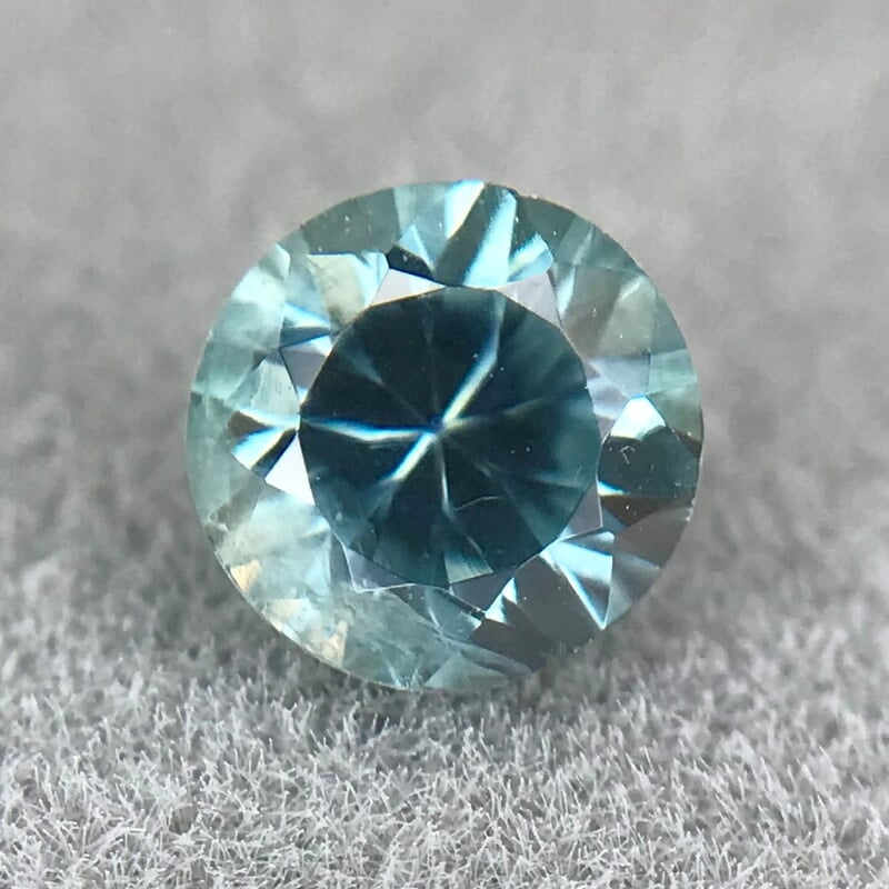 0.41ct Round Brilliant Cut Sapphire 0.41ct Round Brilliant Cut Sapphire