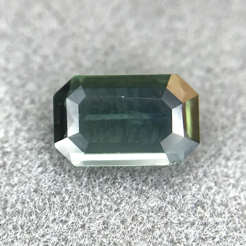 0.44ct Octagon Step Cut Sapphire 0.44ct Octagon Step Cut Sapphire
