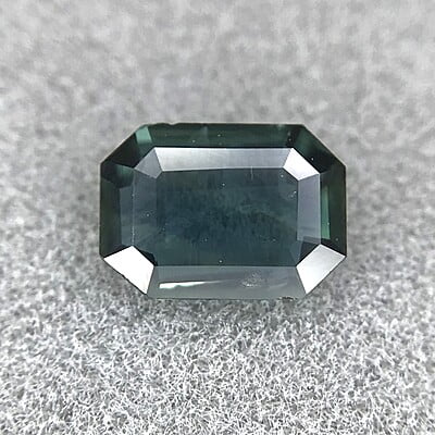 0.41ct Octagon Step Cut Sapphire 0.41ct Octagon Step Cut Sapphire