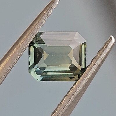 0.42ct Octagon Step Cut Sapphire