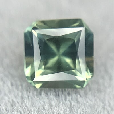 0.60ct Radiant Brilliant Cut Sapphire 0.60ct Radiant Brilliant Cut Sapphire
