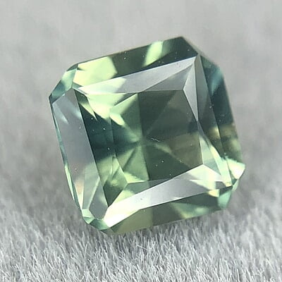 0.60ct Radiant Brilliant Cut Sapphire 0.60ct Radiant Brilliant Cut Sapphire