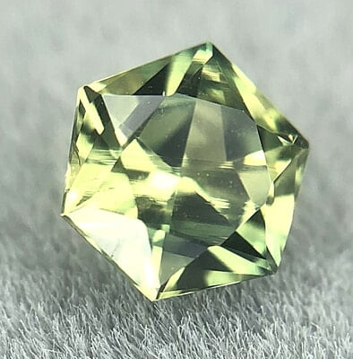 0.61ct Hexagon Mixed Cut Sapphire 0.61ct Hexagon Mixed Cut Sapphire