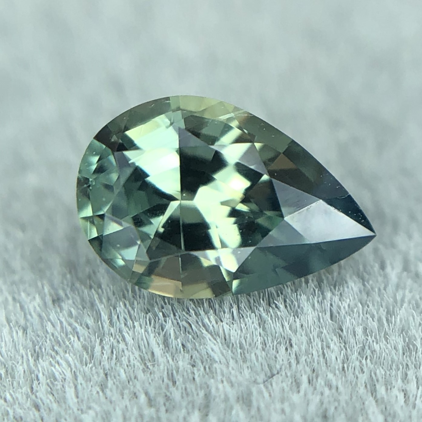 0.45ct Pear Mixed Cut Sapphire