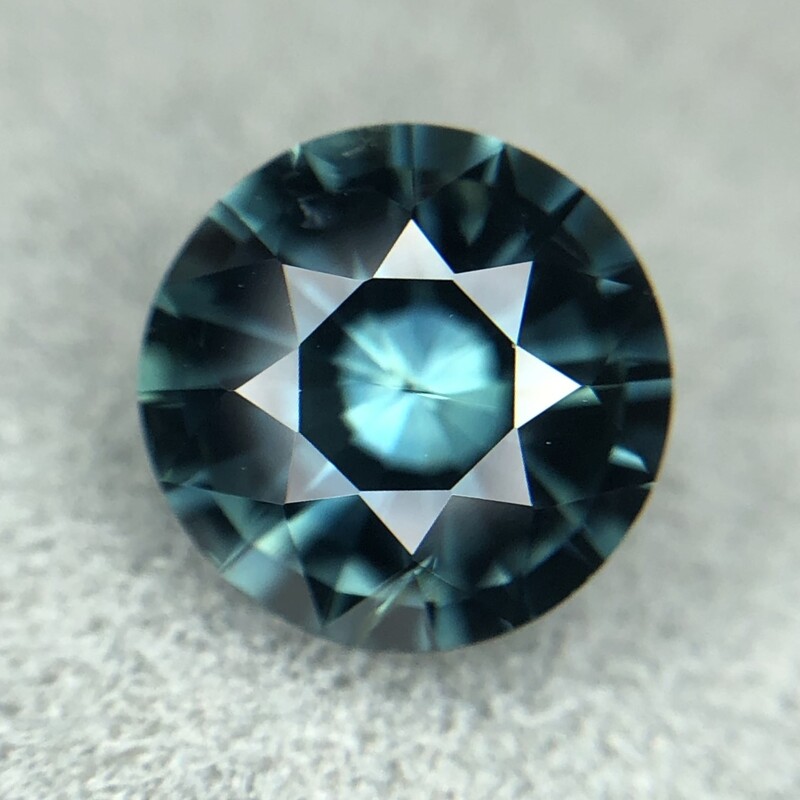 1.60ct Round Brilliant Cut Sapphire 1.60ct Round Brilliant Cut Sapphire