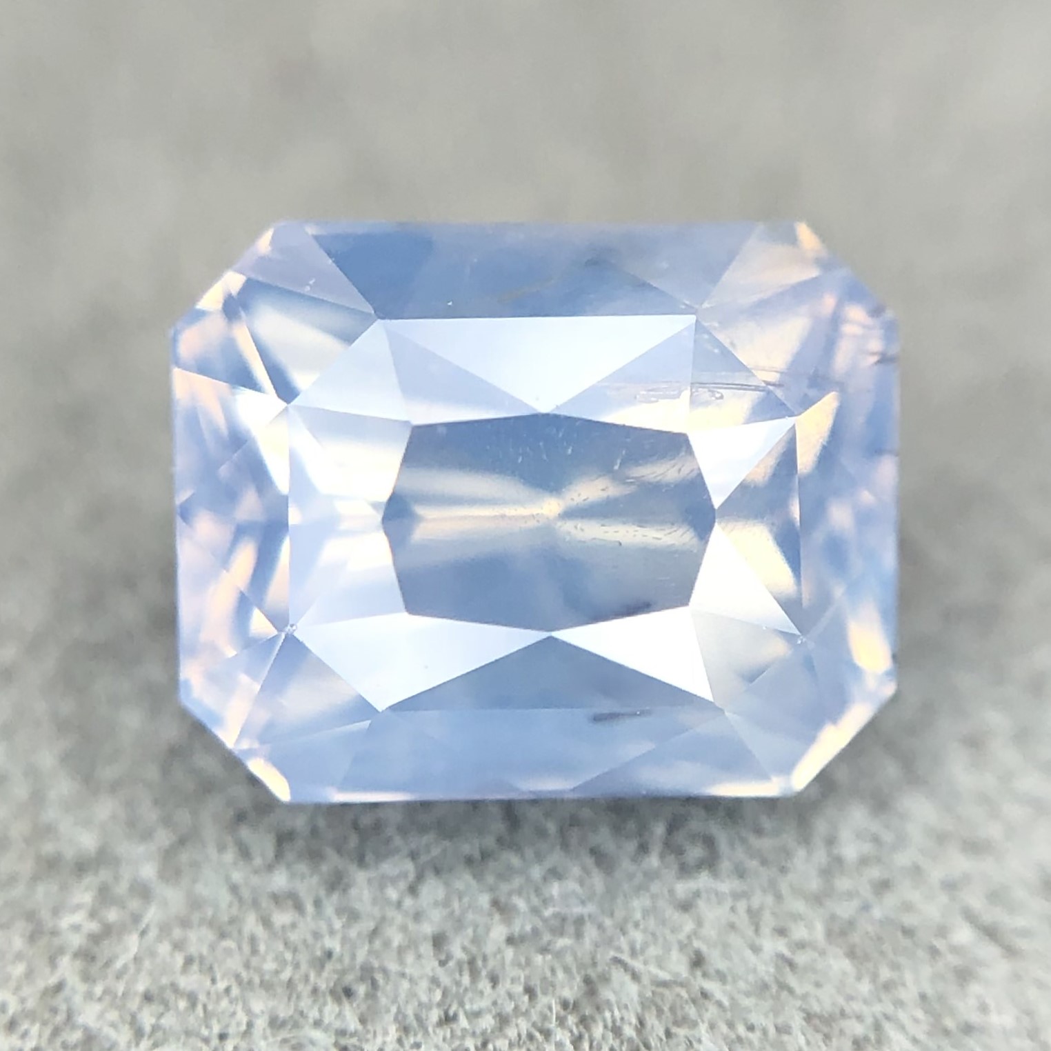 1.70ct Radiant Brilliant Cut Sapphire 1.70ct Radiant Brilliant Cut Sapphire