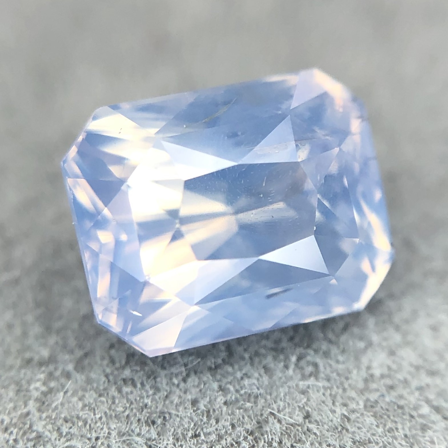 1.70ct Radiant Brilliant Cut Sapphire 1.70ct Radiant Brilliant Cut Sapphire