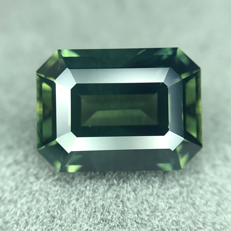 2.64ct Octagon Step Cut Sapphire 2.64ct Octagon Step Cut Sapphire