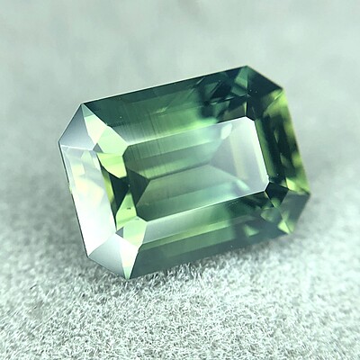 2.64ct Octagon Step Cut Sapphire 2.64ct Octagon Step Cut Sapphire