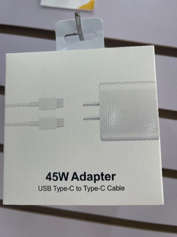 Cargador USB-C a USB-C 45W - Carga Rápida y Segura