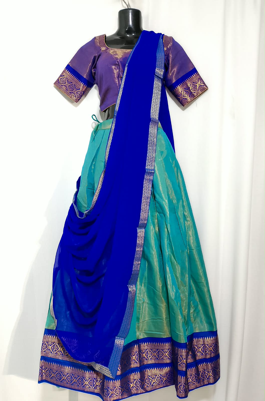 V581: Ready To Ship Beautiful Lehenga Set