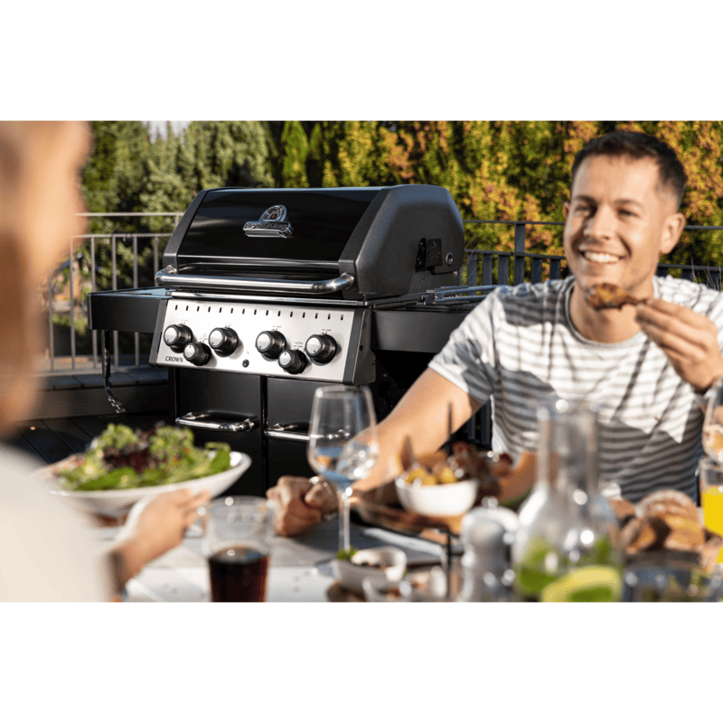 Broil King Crown™ 490 LX Gas Grill