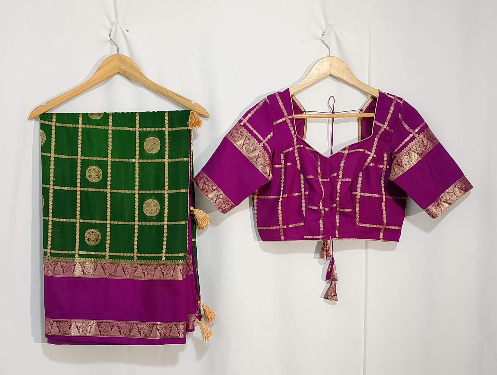 J579: Ready To Ship Beautiful Mysore Crepe Saree With Stitched Blouse