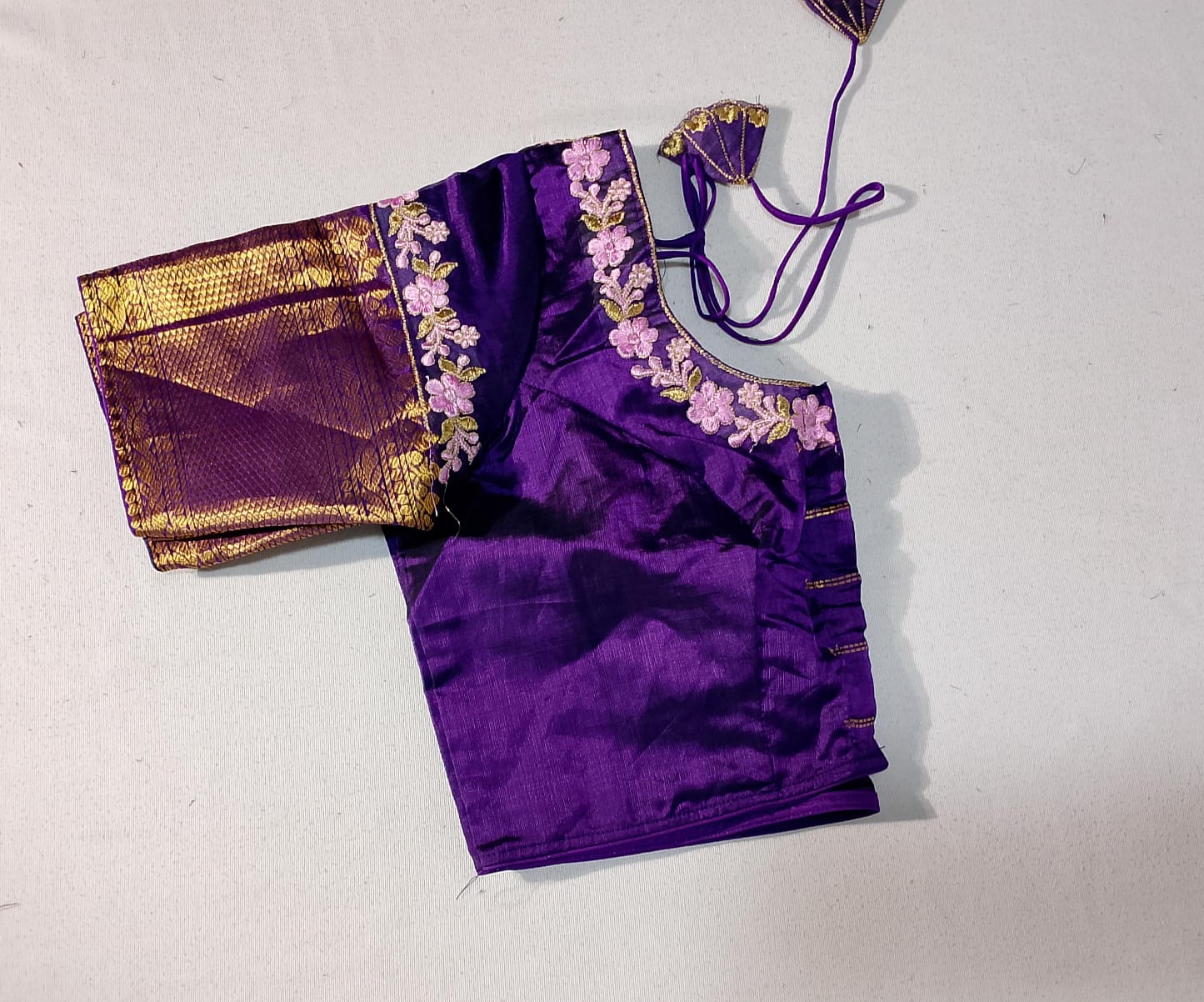 N448: Ready To Ship Beautiful Saree With Stitched Blouse