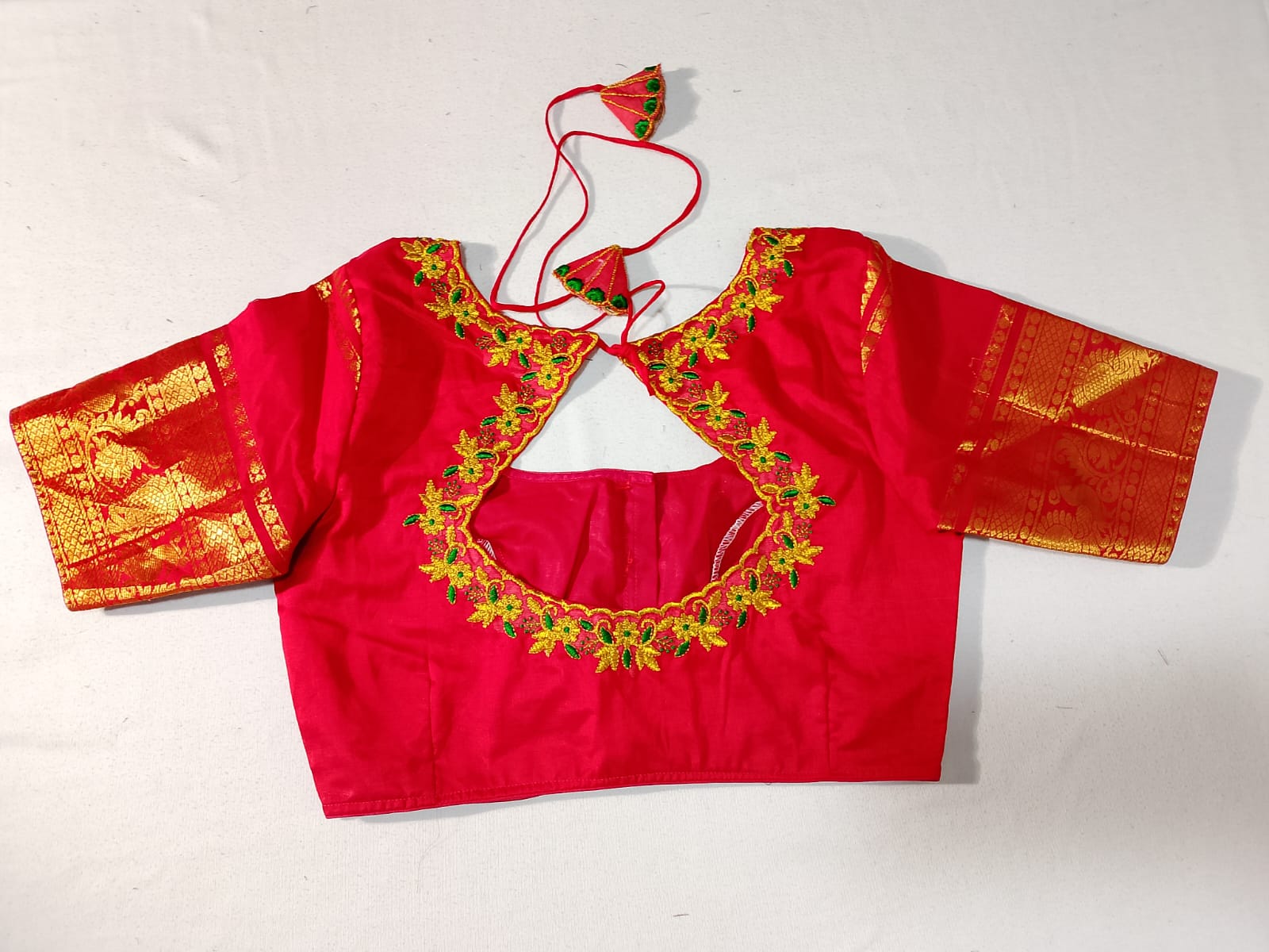 N449: Ready To Ship Beautiful Saree With Stitched Blouse