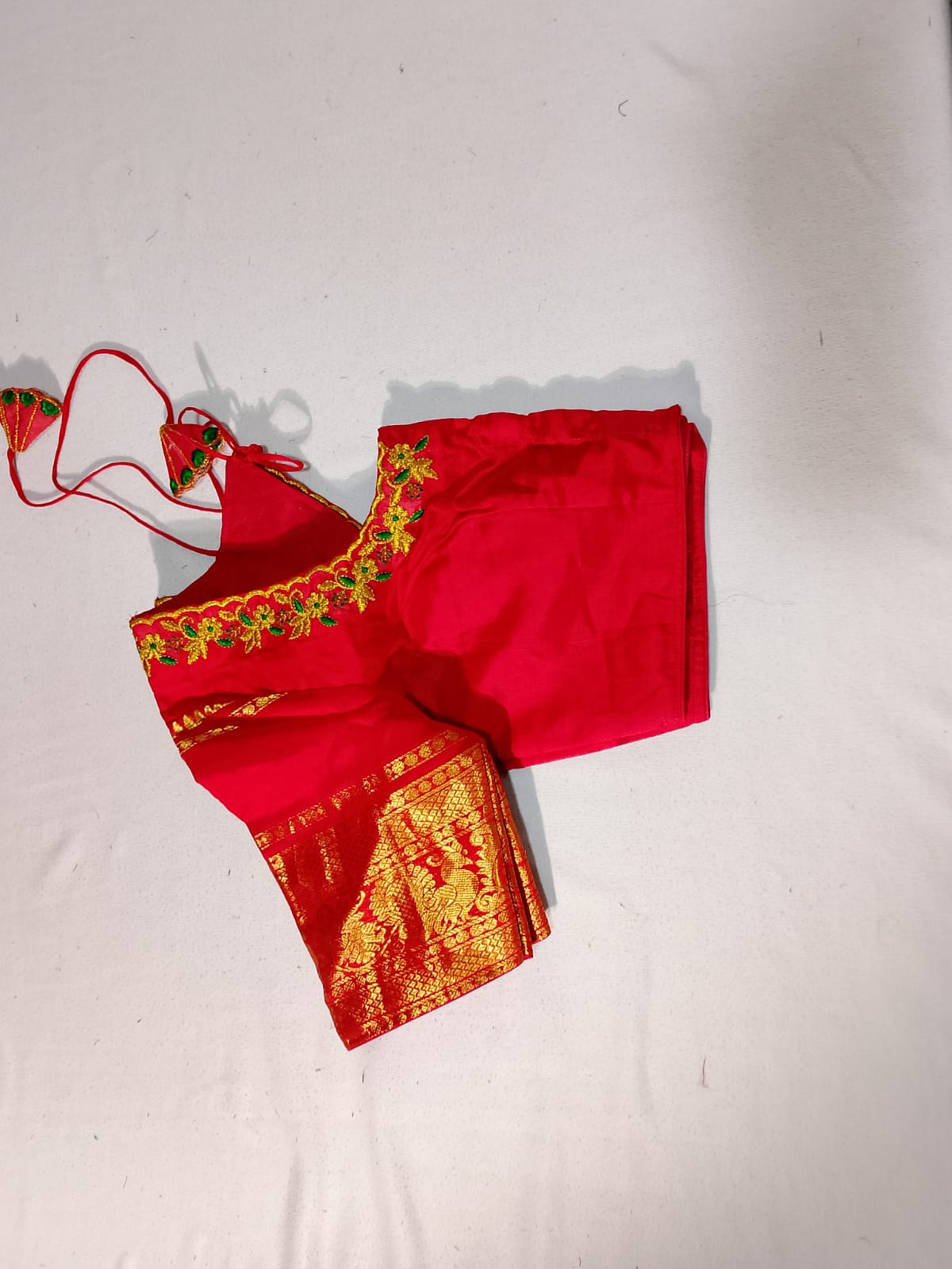 N449: Ready To Ship Beautiful Saree With Stitched Blouse