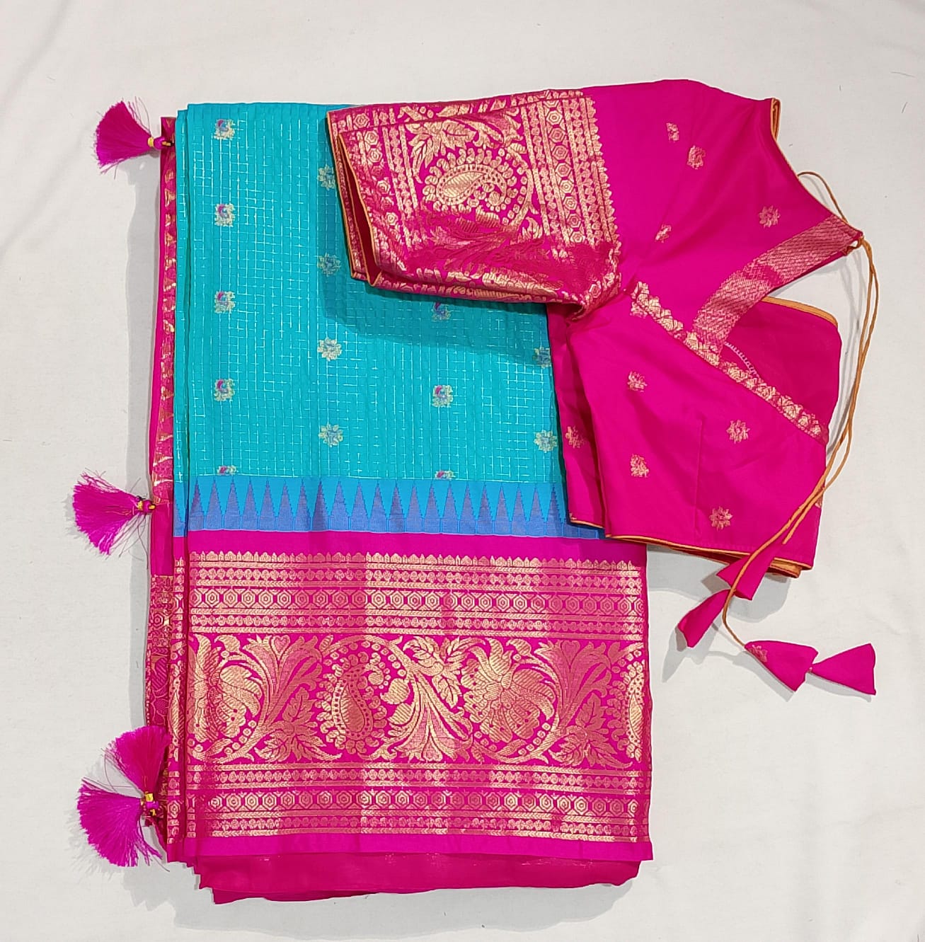N132: Ready To Ship Beautiful Saree With Stitched Blouse