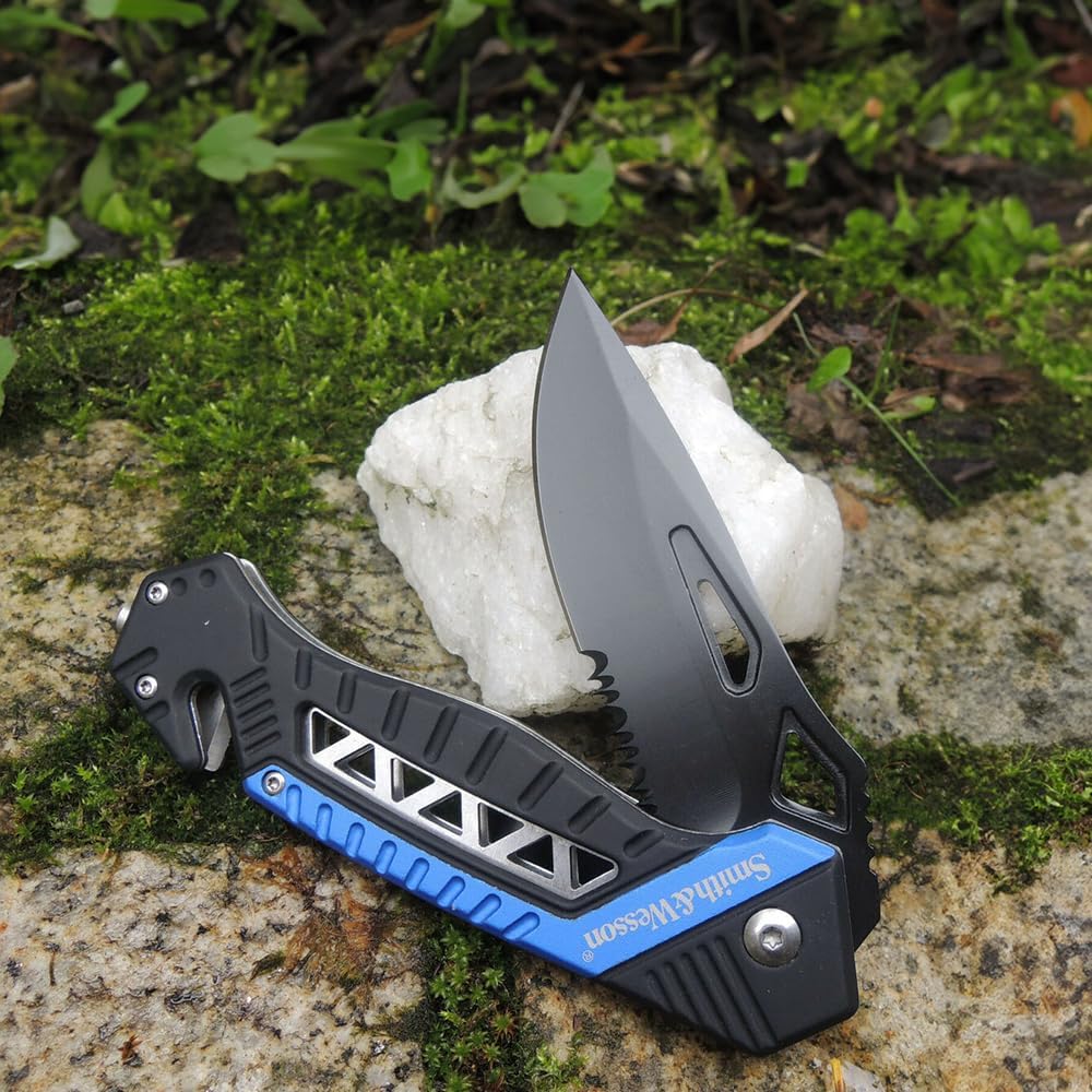 Smith & Wesson SW608BLS 8.5in High Carbon S.S. Folding Knife with 3.4in Serrated Drop Point Blade and Aluminum Handle