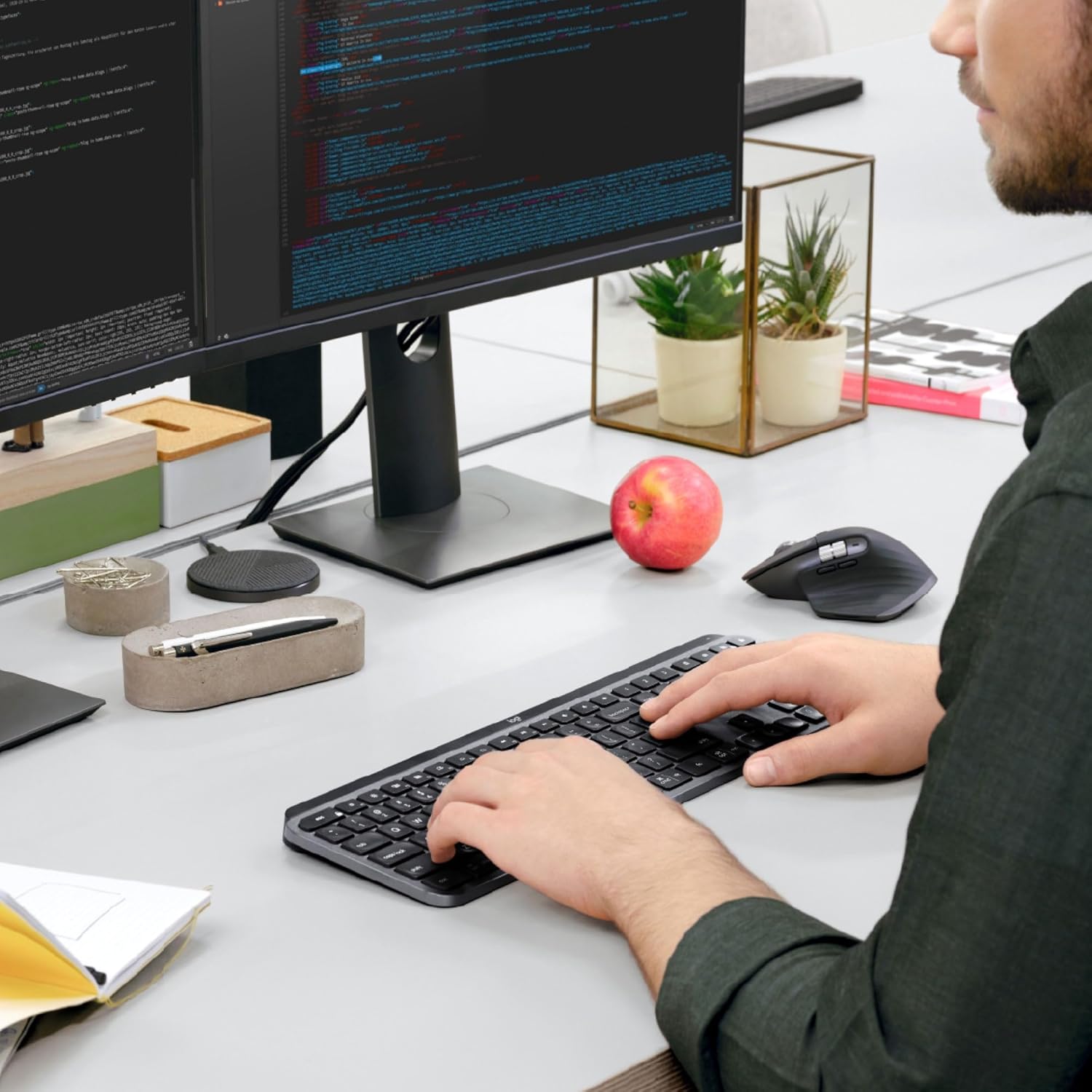 Logitech MX Keys Wireless Illuminated Keyboard for Business, Quiet Perfect-Stroke Keys, Logi Bolt Technology, Bluetooth