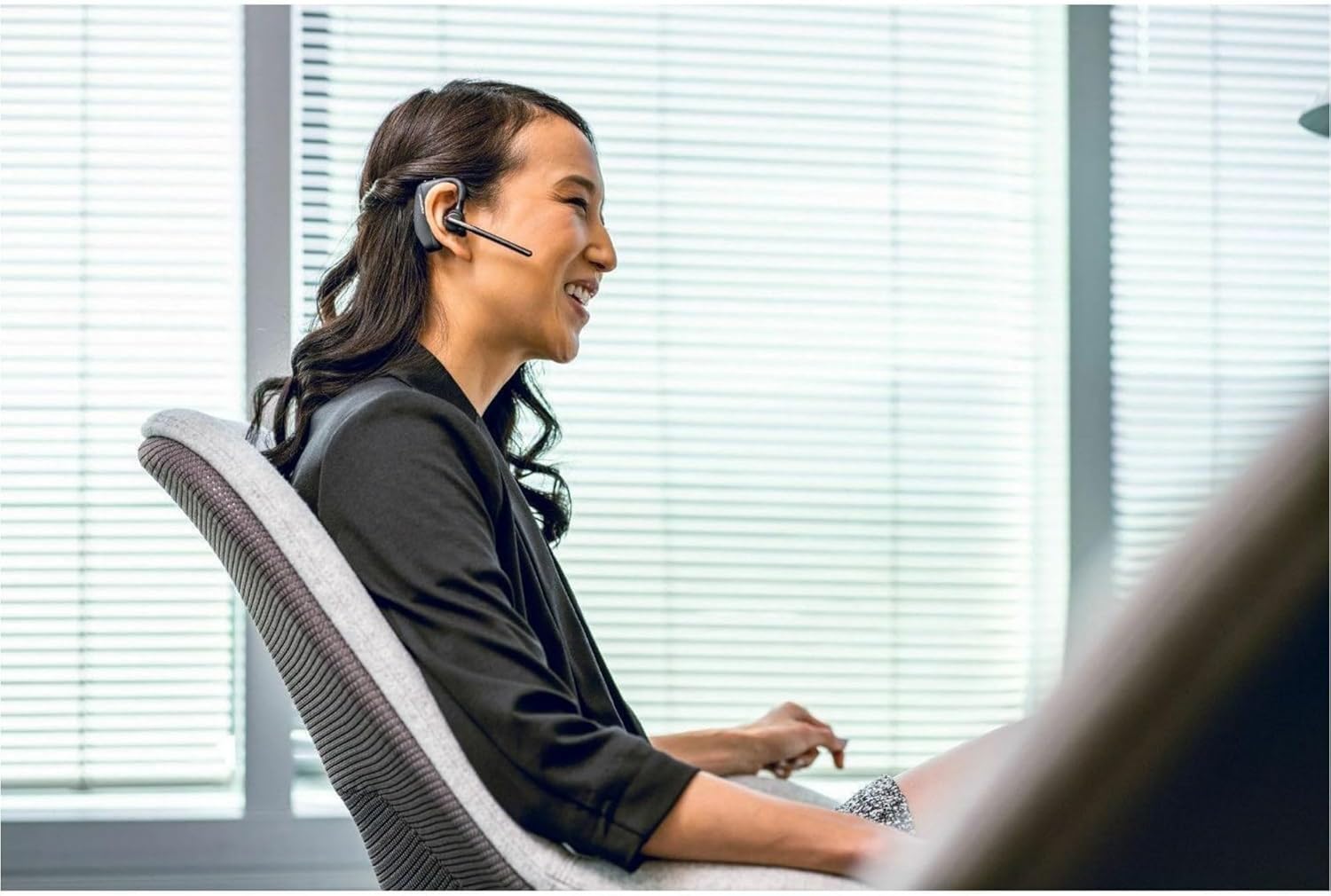 Plantronics - Voyager 5200 Office(Poly) - Bluetooth Over-the-Ear (Mono) Headset