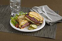 STALKMARKET 100% Compostable Natural Plant Fiber Plates