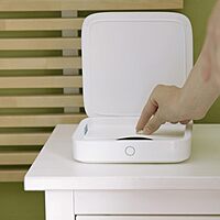 Einova Mundus Pro UV-C Sanitizing Disinfector & Charging Station – 2x10W Qi, 18W USB-A