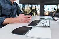 KENSINGTON ErgoSoft Gel Wrist Rest for Keyboard & Mouse