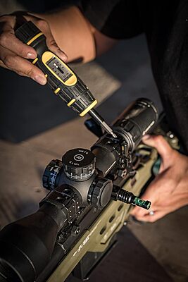 WHEELER Scope Mounting Kit with FAT Wrench, Reticle Leveling System, Bore Sighter and Storage Case