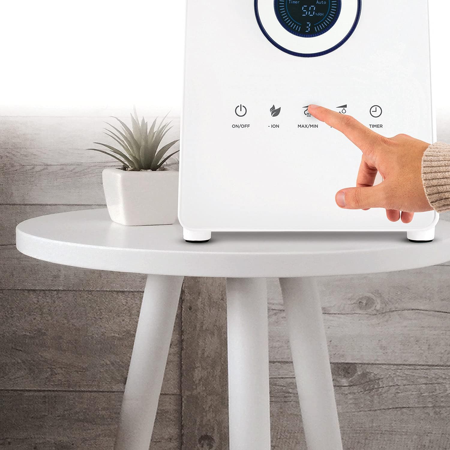 Black+Decker Ultrasonic Humidifier, Touch Display, 1.45 Gallons, 14inH x 9-7/8inW x 7-5/16inD