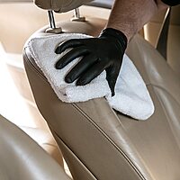 Meguiar’s Professional Leather Cleaner & Conditioner D18001 - 1 Gallon Leather Cleaner & Conditioner Specifically Formulated