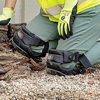 Klein Tools 60344 Knee Pads, Hinged Gel Knee Pads with Slip Resistant Rubber Caps, Quick-Release Clips and Adjustable Straps