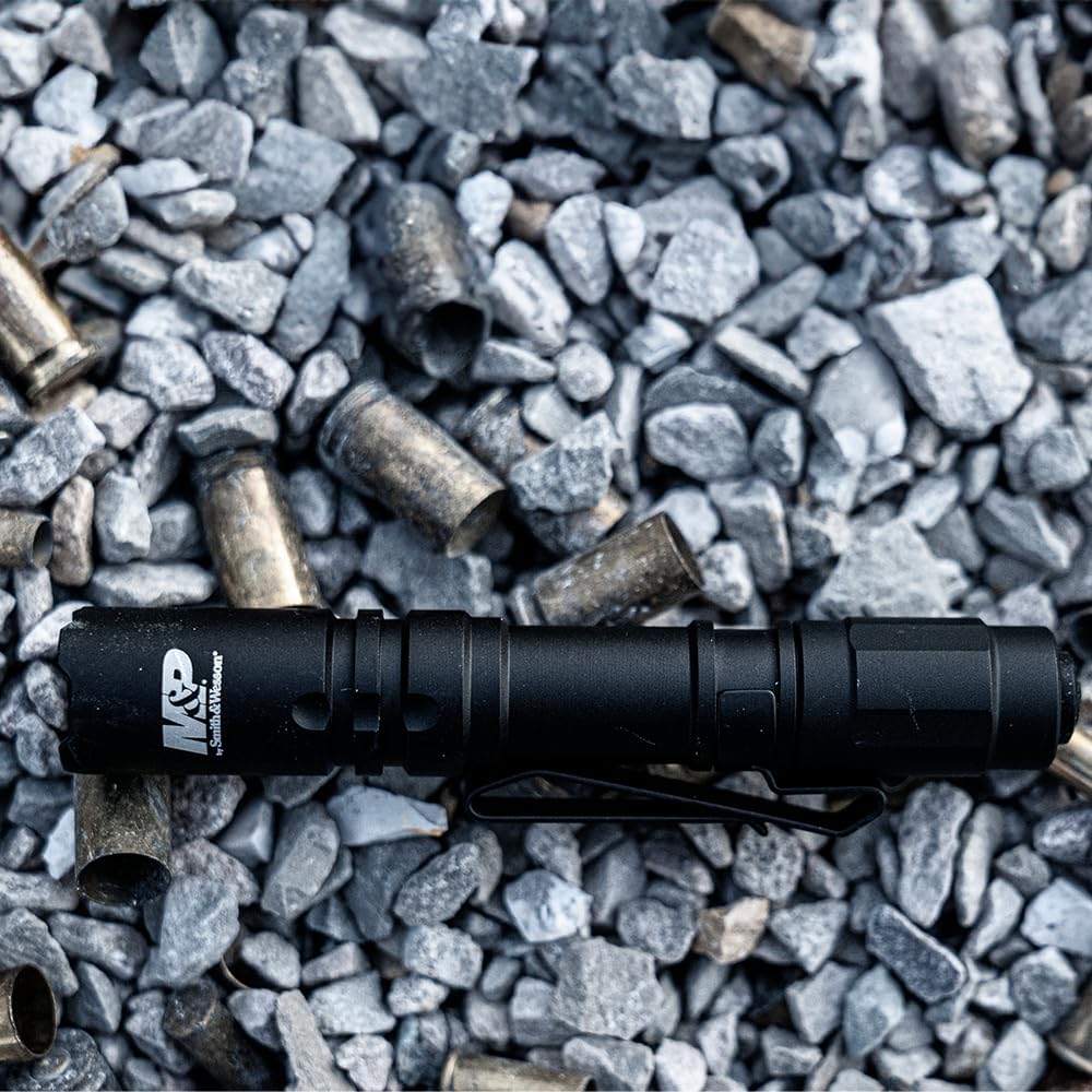 Smith & Wesson M&P Delta Force CS 1xAAA 125 Lumen Flashlight with 4 Modes