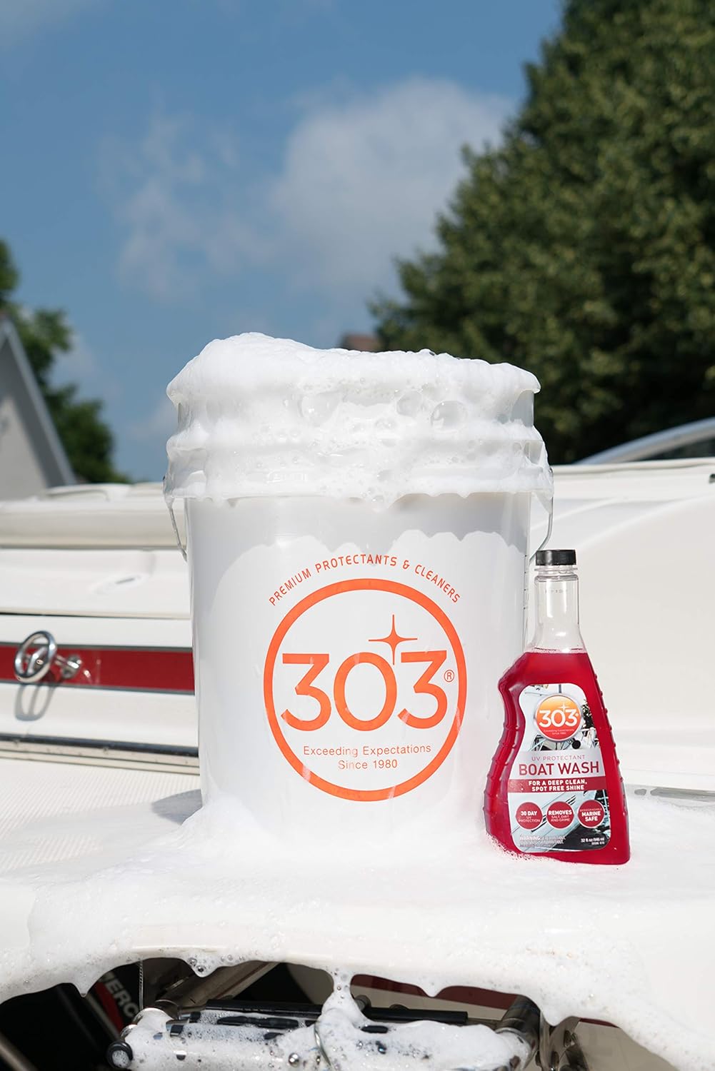 303 Products Marine Boat Wash with UV Protectant - For A Deep Clean, Spot Free Shine - 30 Day UV Protection - Removes Salt