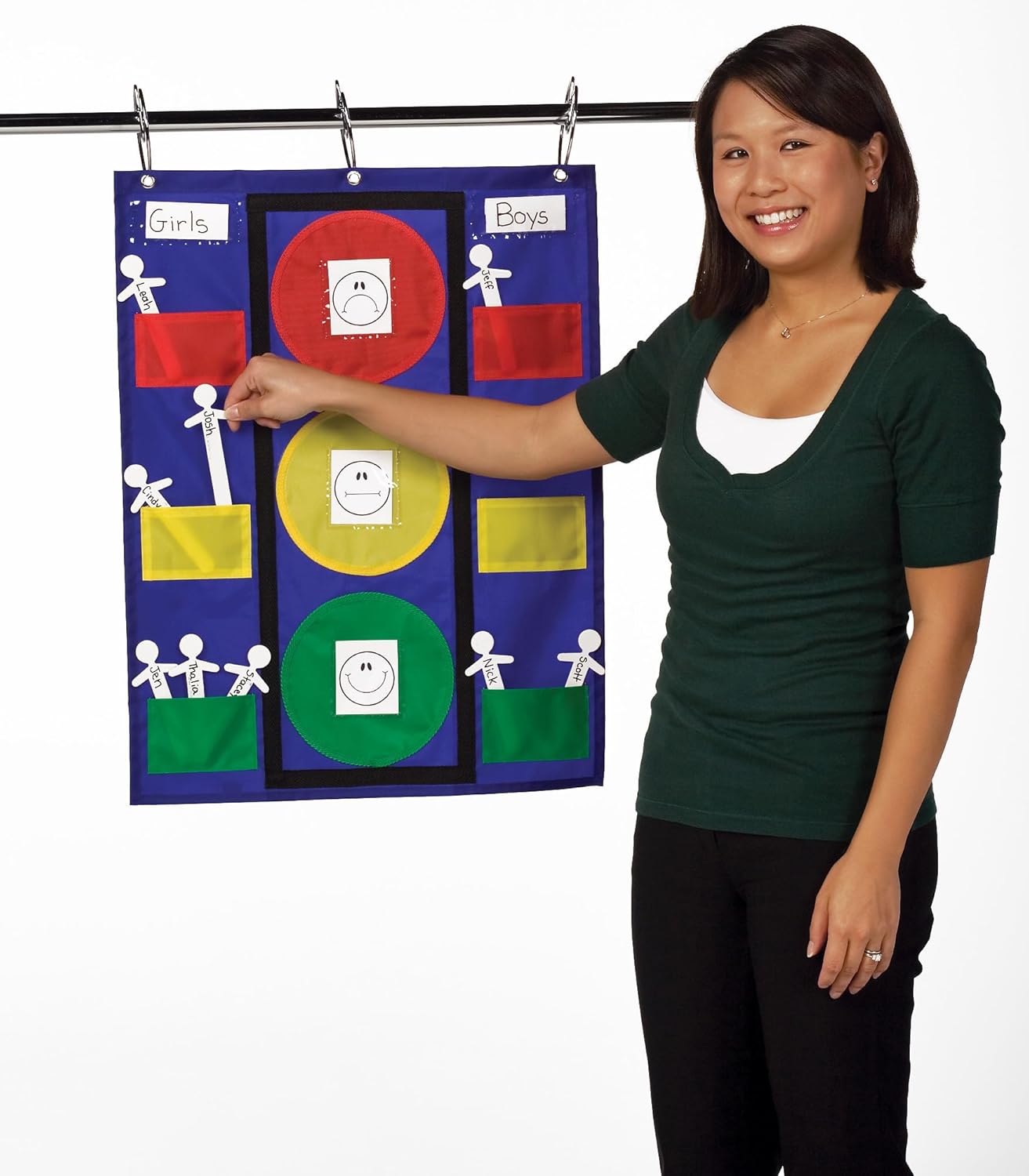 Carson Dellosa 26" x 19.75" Stoplight Behavior Charts for Kids at Home, Pocket Chart With Red, Green