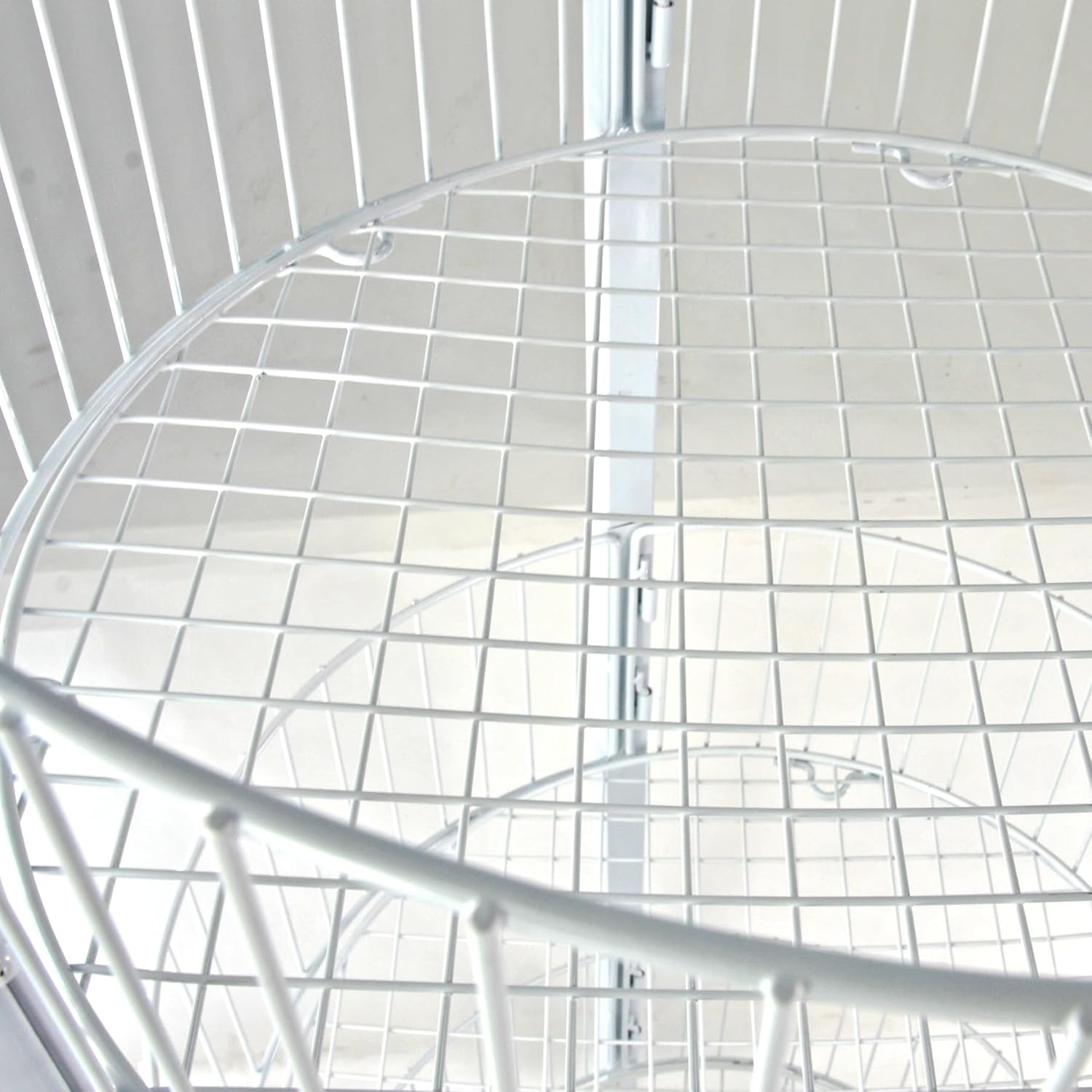 Azar Displays 300703 3 Tiered Round Wire Dump Bins, White