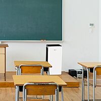 Fellowes AeraMax SV 4-Speed HEPA Air Purifier, 1,500 Sq. Ft., White/Black