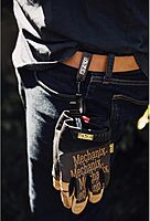 MECHANIX WEAR Glove Clip - Nonconductive Belt Clip