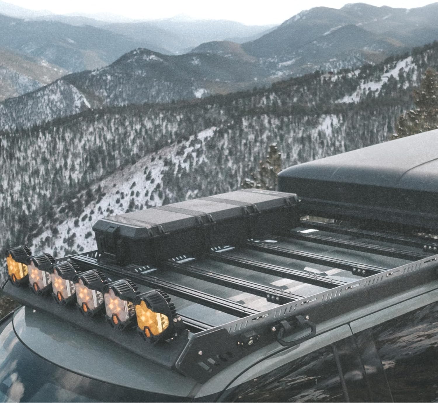 Pelican Vault Case Roof Rack Mount - Compatible with Pelican Vault Cases v700, v730 and v800 (Black)