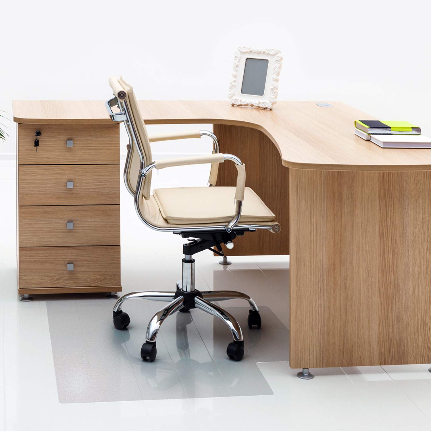FLOORTEX Valuemat Vinyl Lipped Chair Mat for Hard Floor