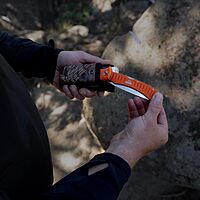 OUTDOOR EDGE RazorPro 3.5" Folding Knife with RazorSafe Replaceable Blade & Saw