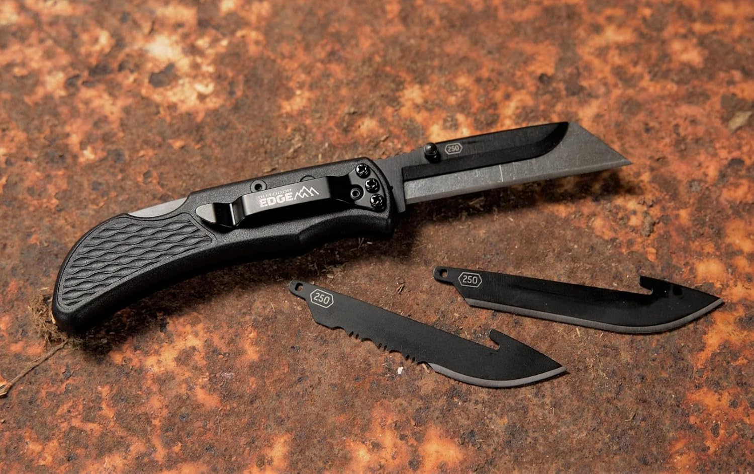 OUTDOOR EDGE Razor-Work RazorSafe Replaceable Blade Folding Utility Knife
