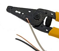 IDEAL INDUSTRIES T-Stripper NM Cable Wire Stripper