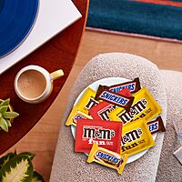 M&M'S Chocolate Candy and SNICKERS Fun Size Peanut and Peanut Butter Choclate Variety Assortment Candy Packs , 22.66 Oz Bulk Bag 1.97 Pound (Pack of 1)