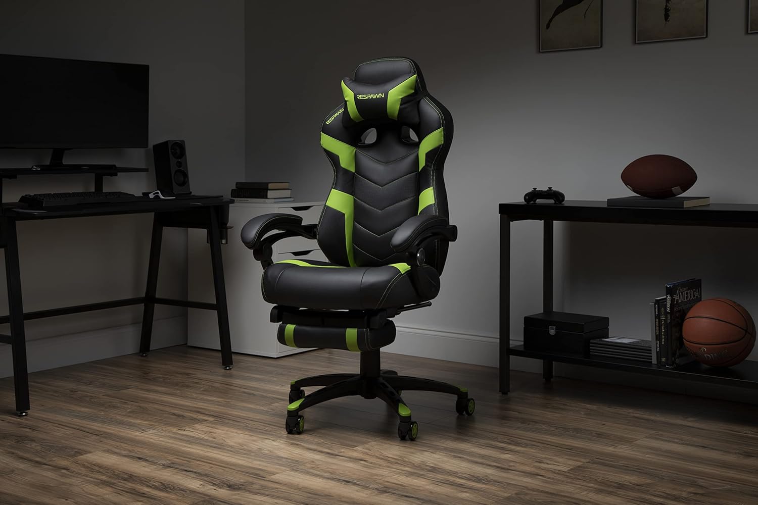RESPAWN 110 Pro Ergonomic Gaming Chair with Footrest
