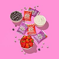 Nature's Garden Probiotic Yoggies Multi Pack, 21oz (Strawberry Yoggies 15x0.7 oz +Mixed Berry Yoggies 15x0.7 oz)