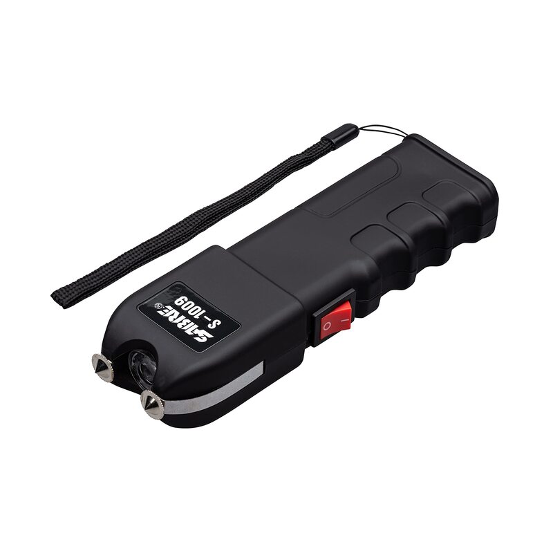SABRE 2-in-1 Stun Gun with Flashlight and Anti-Grab Bar Technology, Painful 1.250 µC Charge, 120 Lumens